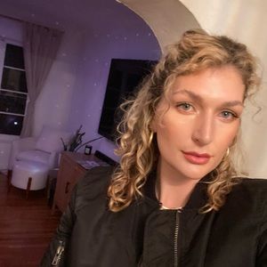 Meet your Posher, Jewels